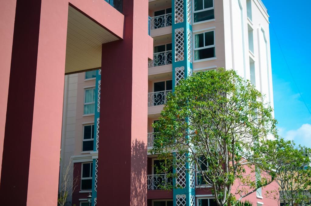 Grand Caribbean Resort Jomtian パッタヤー エクステリア 写真