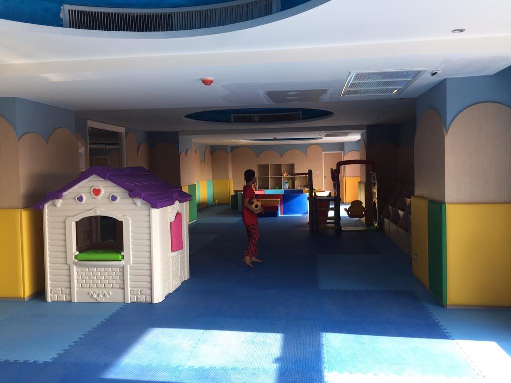 Grand Caribbean Resort Jomtian パッタヤー エクステリア 写真